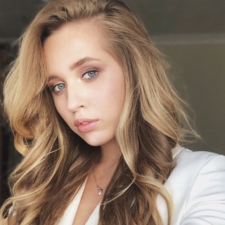 Евгения Савицкая